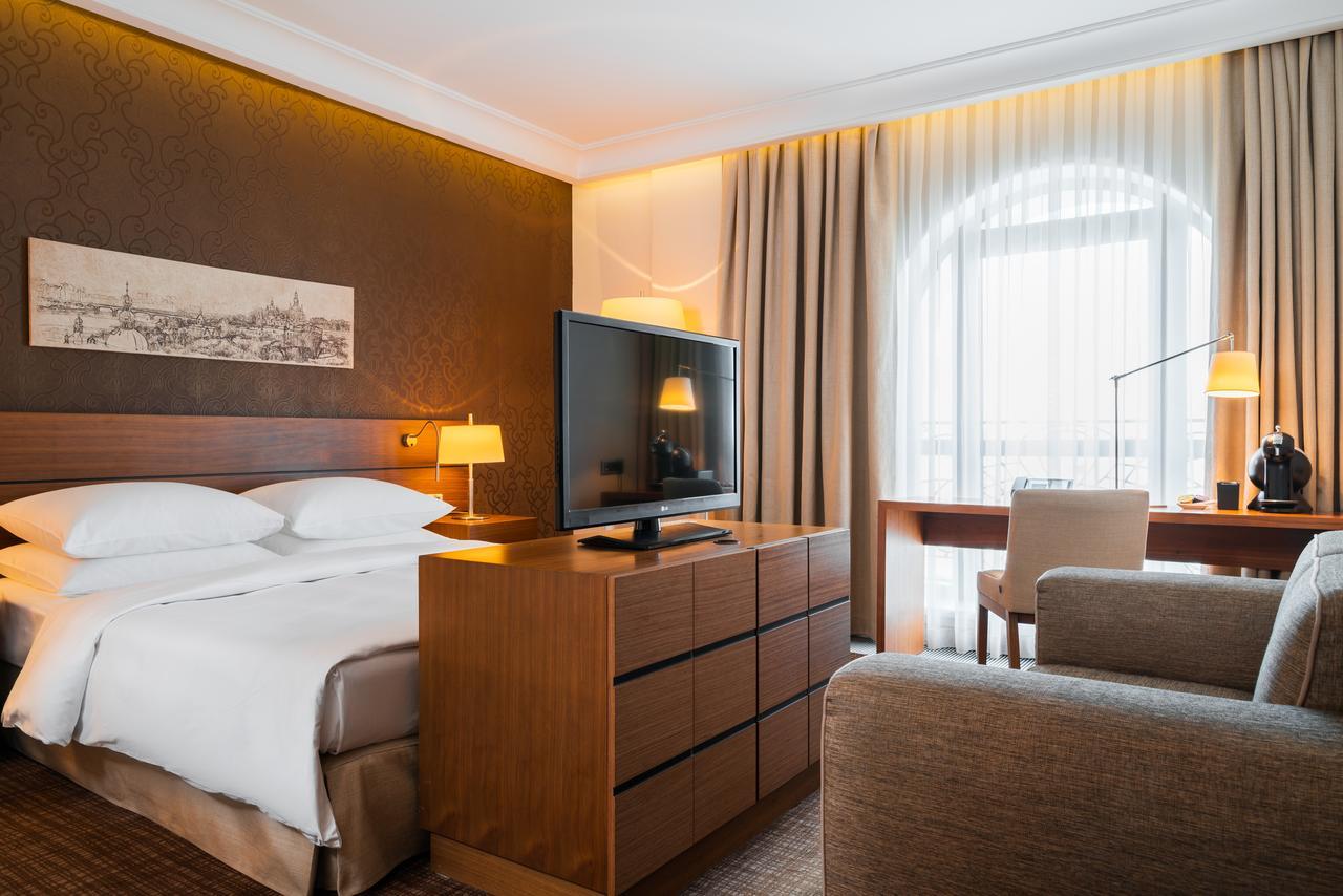 Radisson Blu Hotel, Podil Centre Hotel 4*