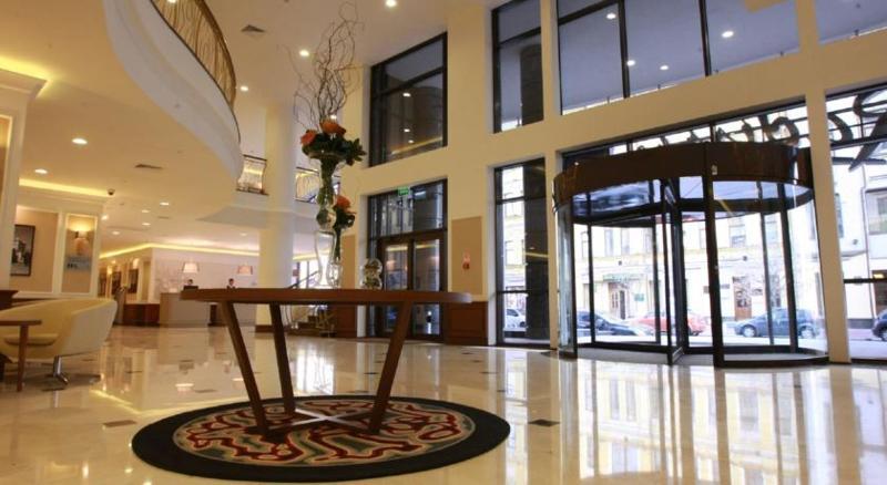Radisson Blu Hotel, Podil Centre Hotel 4*
