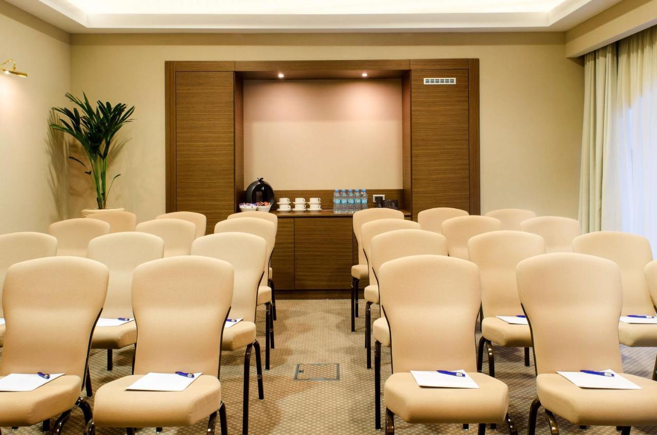 Radisson Blu Hotel, Podil Centre Hotel 4*