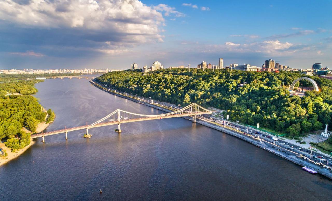 Radisson Blu Hotel, Podil Centre