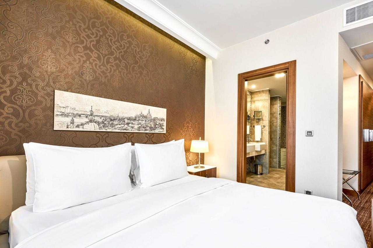Radisson Blu Hotel, Podil Centre Hotel